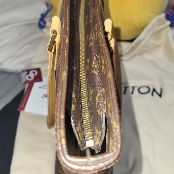 Louis Vuitton Brown Monogram Shoulder Bag - Picture 13 of 16